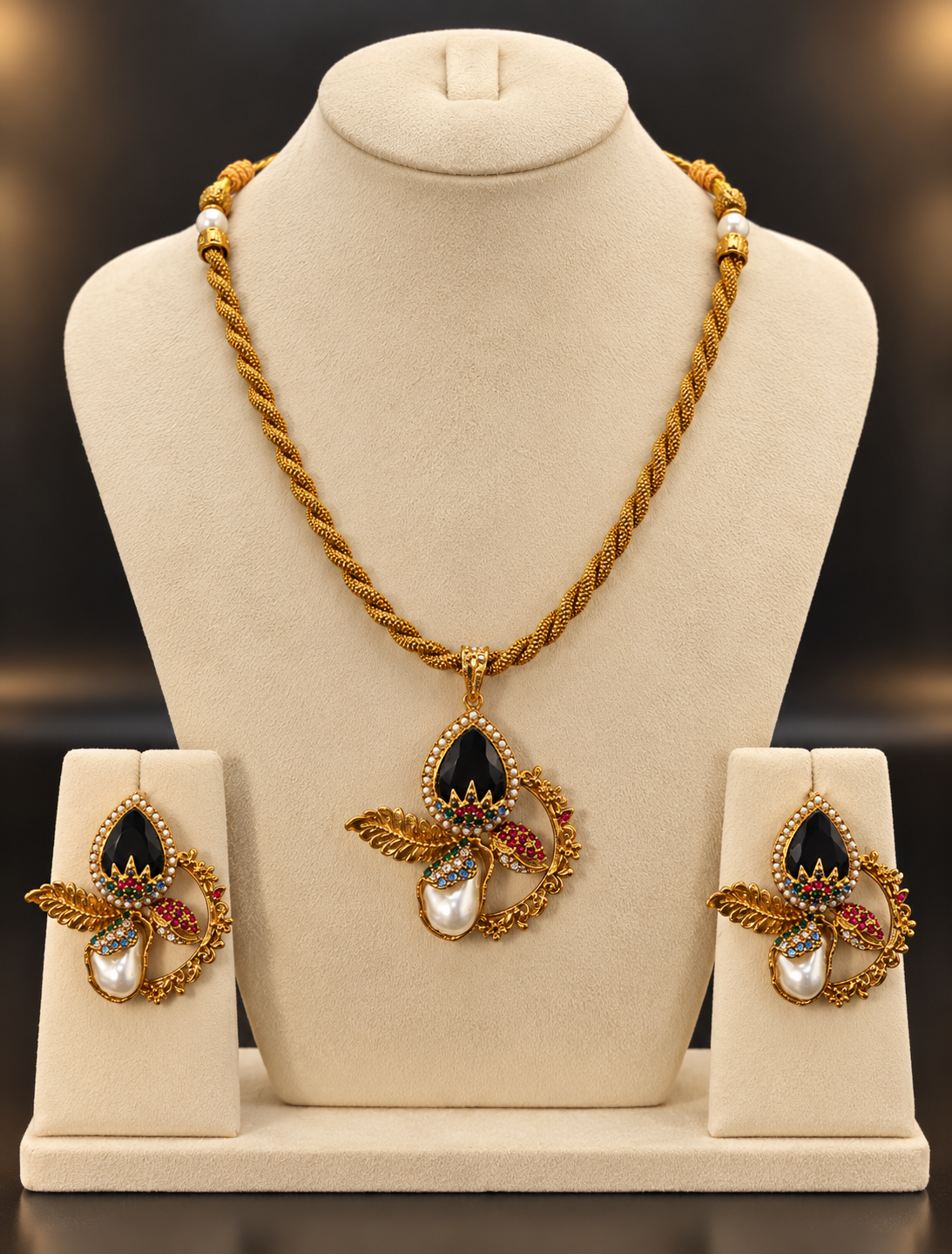 J 1067 Jewellery